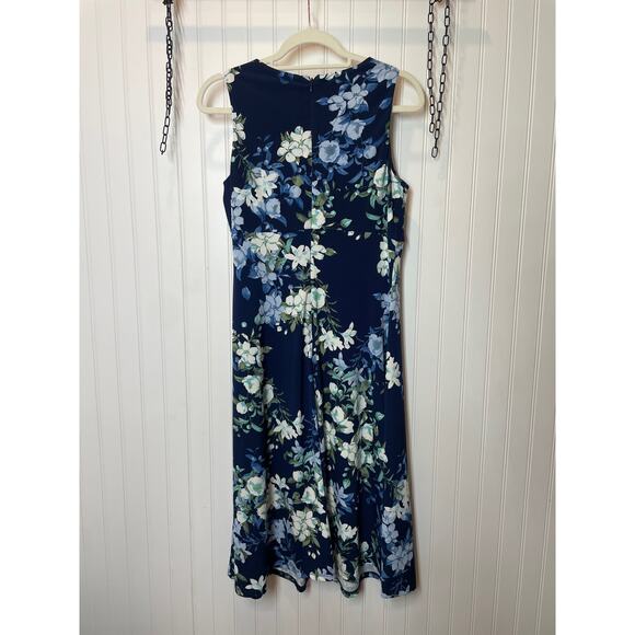 London Times Blue Floral Keyhole Pleated Midi Dress Sleeveless Womens Size 10P - Picture 3 of 8